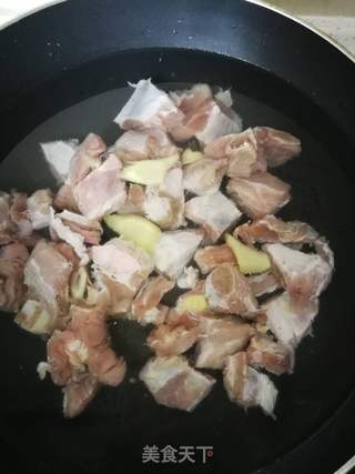 排骨玉米炖豆角的做法步骤:5