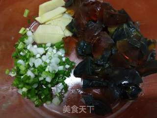皮蛋瘦肉粥的做法步骤：5
