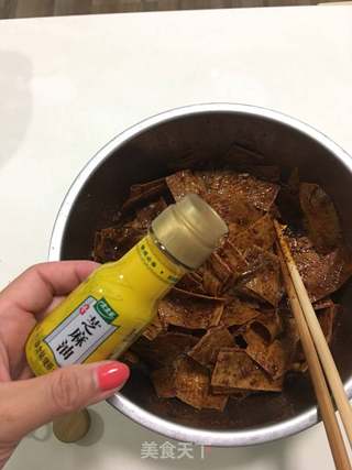 麻辣豆皮的做法步骤:8