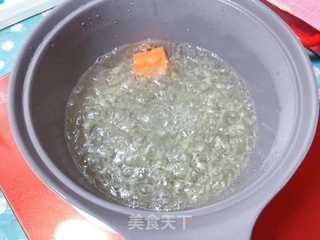 【宝宝辅食】牛肉黄金炒饭 的做法步骤:2