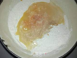 油条(泡打粉版)的做法步骤:2