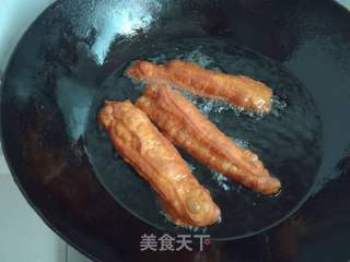 油条(泡打粉版)的做法步骤:15