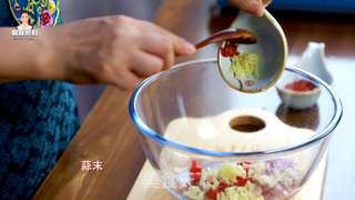 韩国料理中最受欢迎的小菜-腌苏子叶,绝对的下饭利器的做法步骤:5