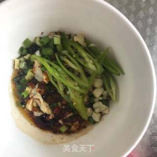 豆皮拌木耳的做法步骤：4