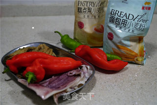 鲜香鱿鱼馅饼的做法步骤：1