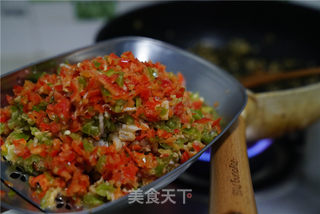 鲜香鱿鱼馅饼的做法步骤：4