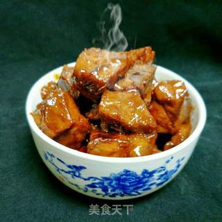 红卤肉的做法步骤：1