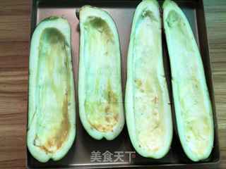 奶酪焗茄子的做法步骤:2