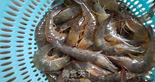 椒盐虾的做法步骤：1