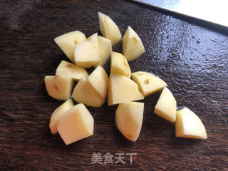 茄子腊肠焖饭#茄子#的做法步骤:2
