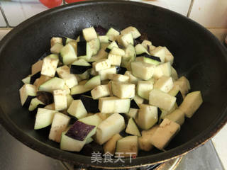 茄子腊肠焖饭#茄子#的做法步骤:8