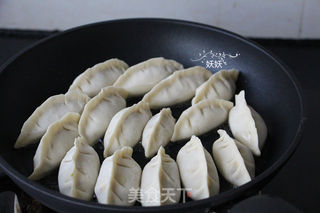 生煎牛肉饺子的做法步骤:7