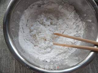 红糖芋圆的做法步骤:2