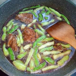 豆角排骨焖面的做法步骤:6