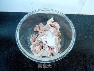 青椒肉丝面的做法步骤：2