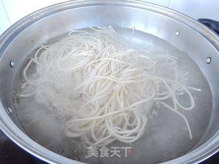 青椒肉丝面的做法步骤：5