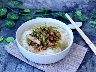 青椒肉丝面的做法步骤：6