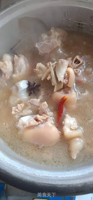 啤酒焖猪蹄的做法步骤:8