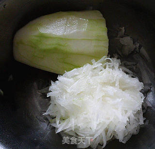 鲜虾香菇蔬菜水饺的做法步骤:3