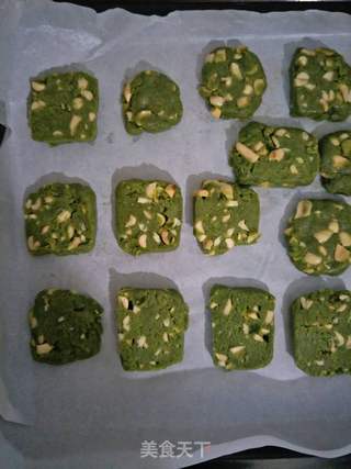 花生抹茶饼干的做法步骤:13