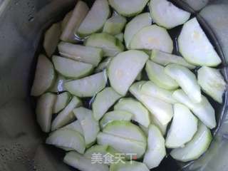胡萝卜木耳素汤的做法步骤:4