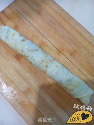 豆沙蛋饼卷的做法步骤:9
