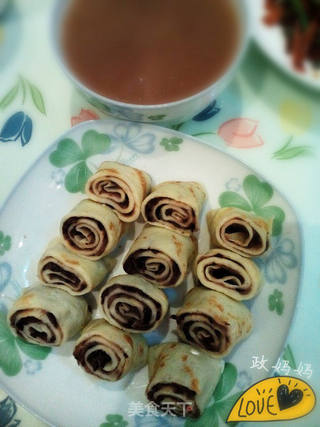 豆沙蛋饼卷的做法步骤:10