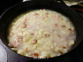 铁锅咸肉土豆烘饭的做法步骤:4