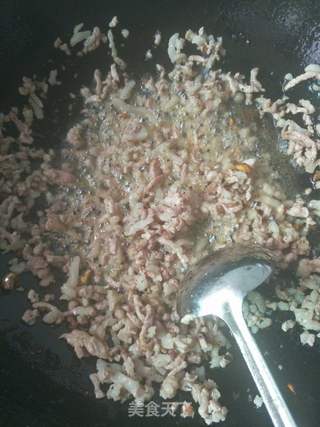 香菇肉末酱的做法步骤:6