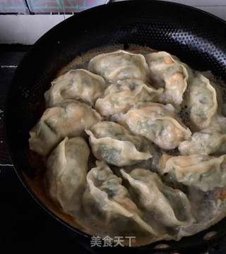 鲜虾煎饺的做法步骤:21