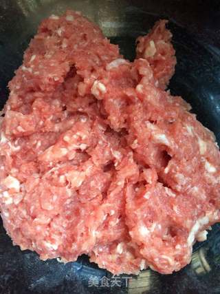 茄子猪肉水饺的做法步骤:3