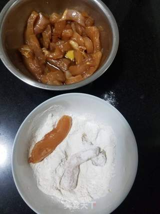 香辣鸡米花的做法步骤：4