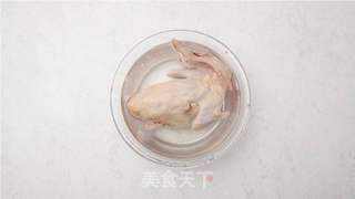 柠香烤乳鸽的做法步骤:2