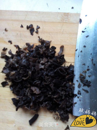 海米韭菜素饺子的做法步骤:2