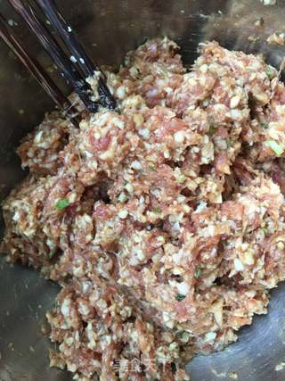 三鲜饺子的做法步骤:4