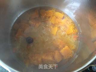南瓜银耳蛋羹的做法步骤:8