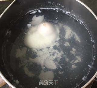 南瓜银耳蛋羹的做法步骤:7