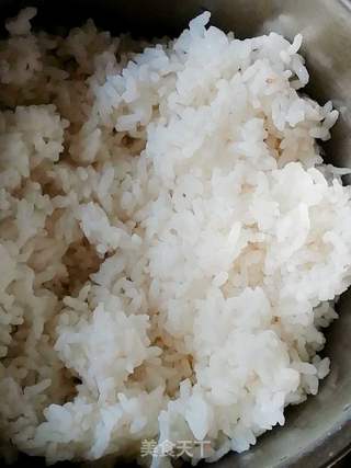 紫菜包饭的做法步骤：1