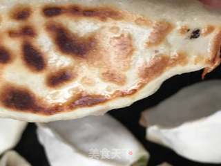 韭苔鲜虾锅贴的做法步骤:24