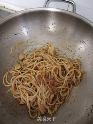 海鲜蟹腿菇意面的做法步骤:5