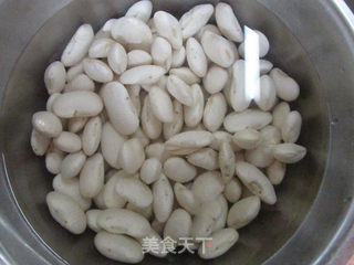 桃山皮赤豆蛋黄月饼的做法步骤:7