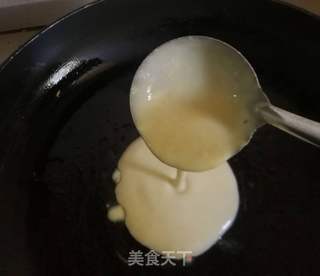 香蕉牛奶松饼的做法步骤:7