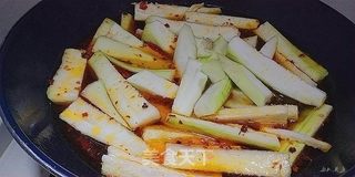 水煮美蛙的做法步骤:6