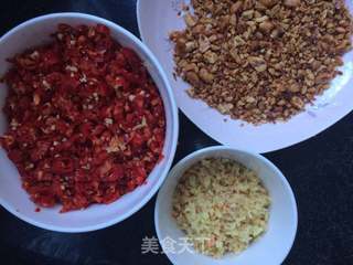 芝麻花生红椒酱的做法步骤:4