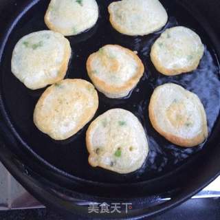 香葱发面饼的做法步骤:6