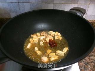 西芹泡椒爆鱿鱼的做法步骤:6