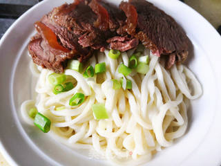 牛肉面的做法步骤:4