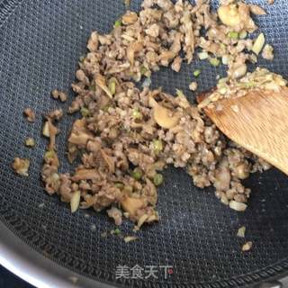 蘑菇肉酱的做法步骤:11