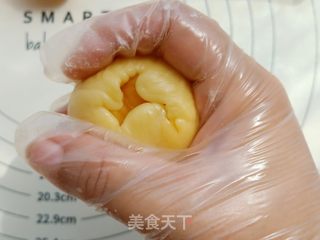 金沙奶黄月饼的做法步骤:14