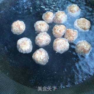 冬瓜丸子汤的做法步骤:3